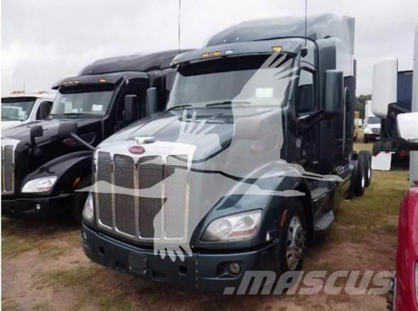Peterbilt 579 وحدات الجر