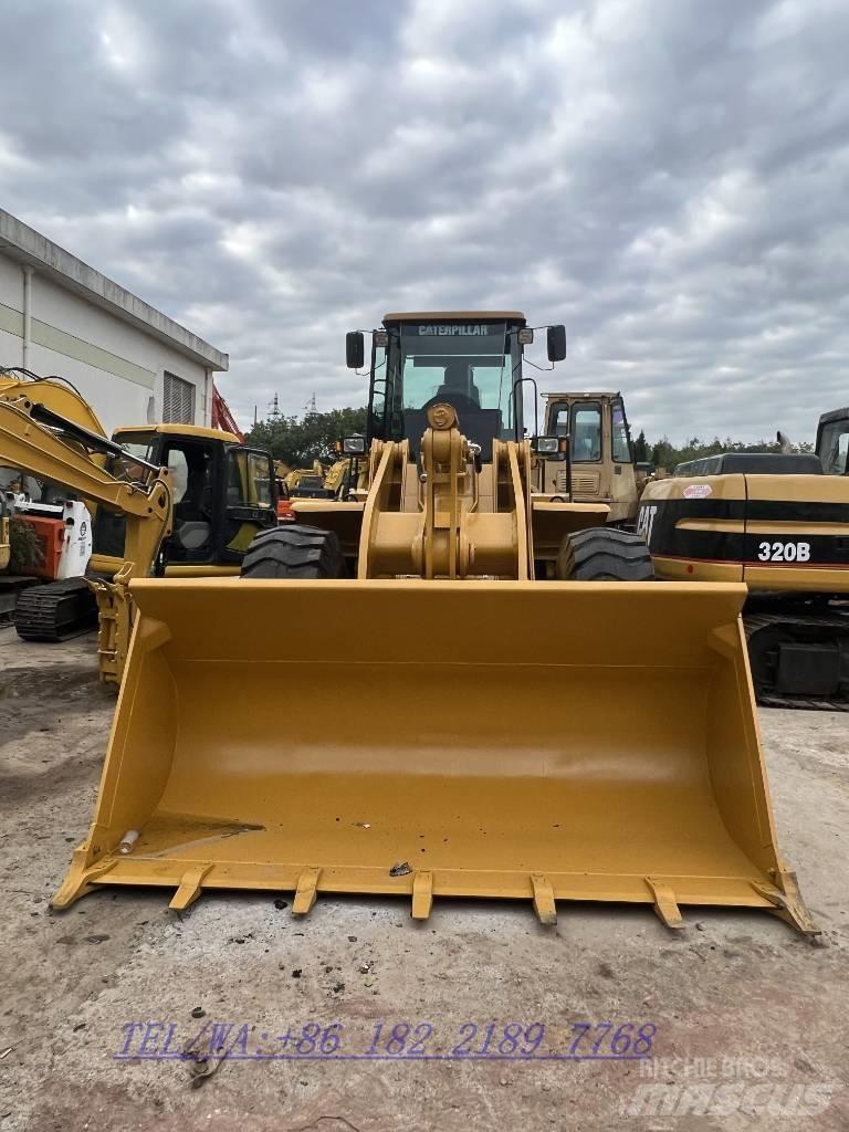 CAT 966L لوادر بعجل