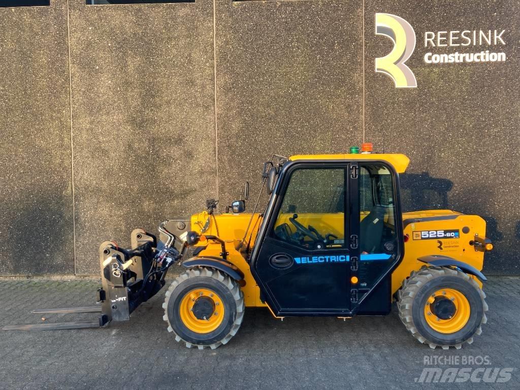 JCB 525-60 E مناولات متداخلة