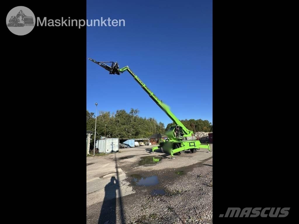 Merlo Roto40.30 MCSS مناولات متداخلة