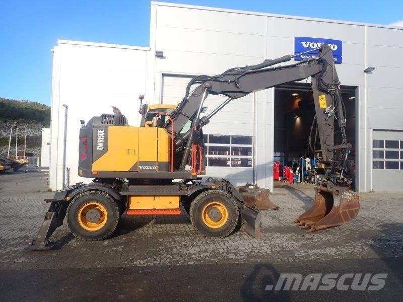 Volvo EWR 150 E حفارات بعجل