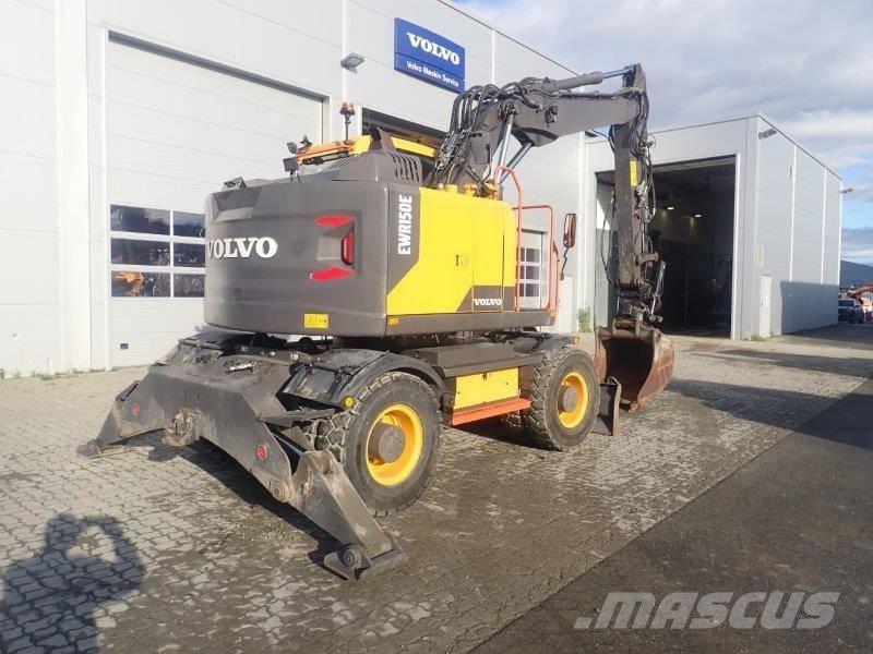 Volvo EWR 150 E حفارات بعجل
