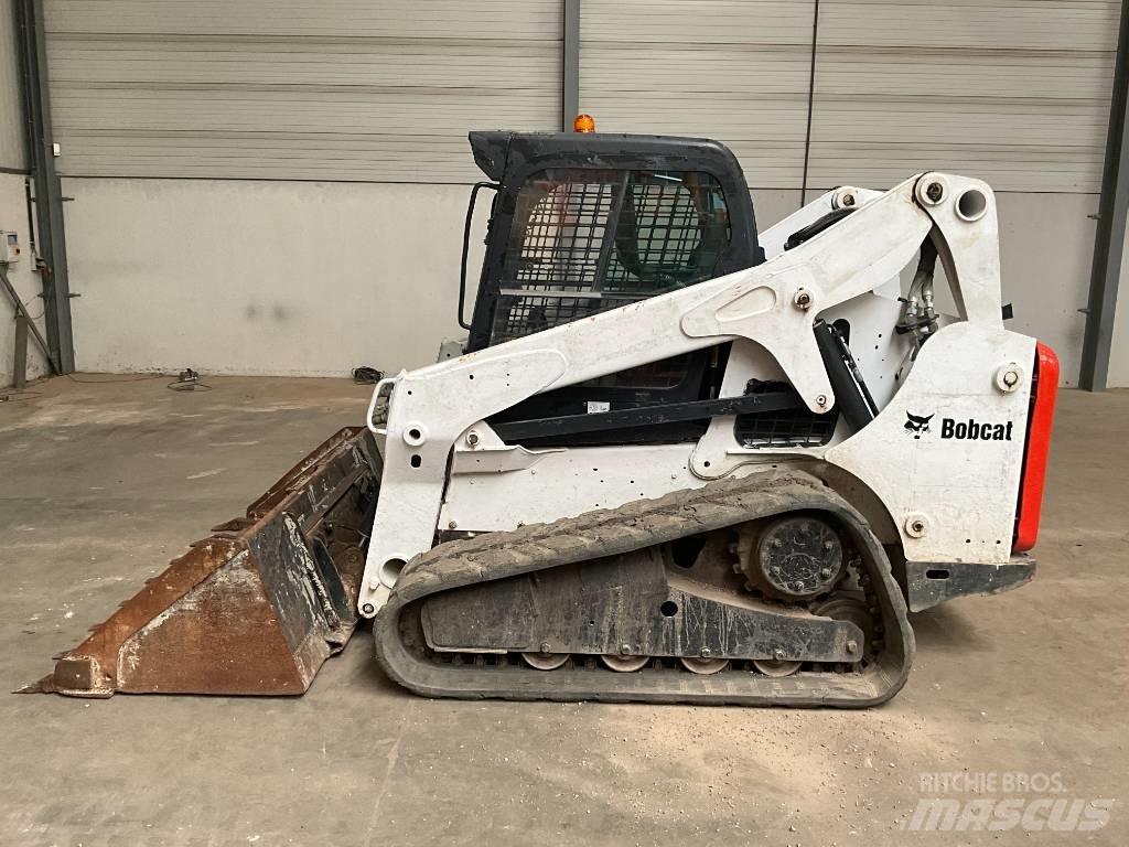 Bobcat T 650 لوادر انزلاقية التوجيه