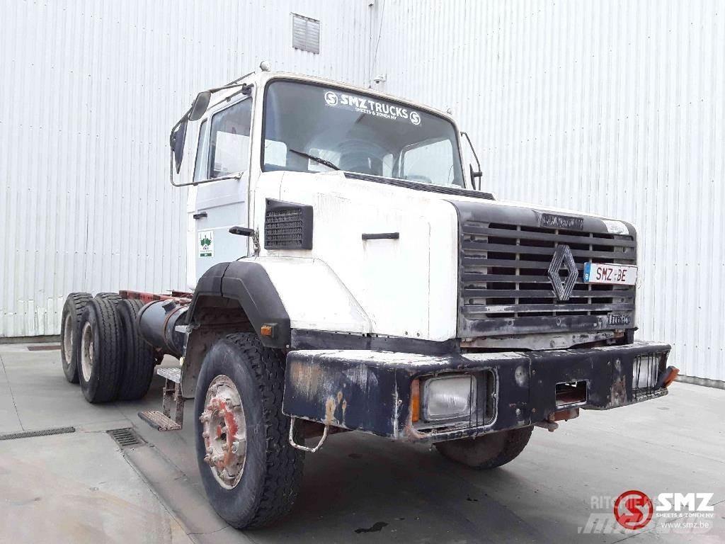 Renault CBH 340 شاحنات بمقصورة وهيكل