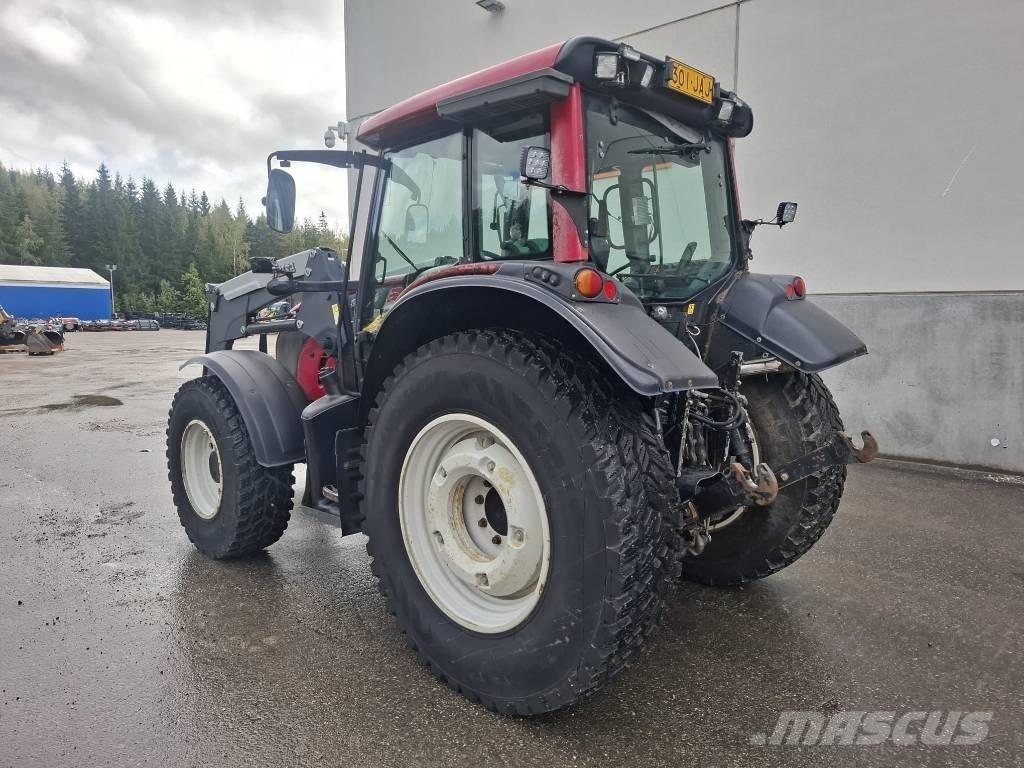 Valtra N 101 الجرارات