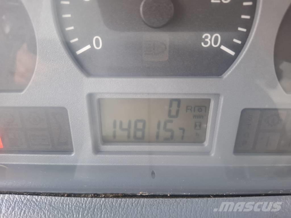 Valtra N 101 الجرارات