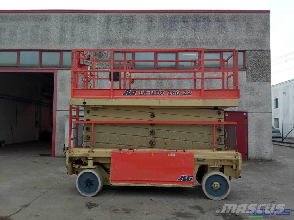 JLG 180-12 رافعات مقصية الشكل