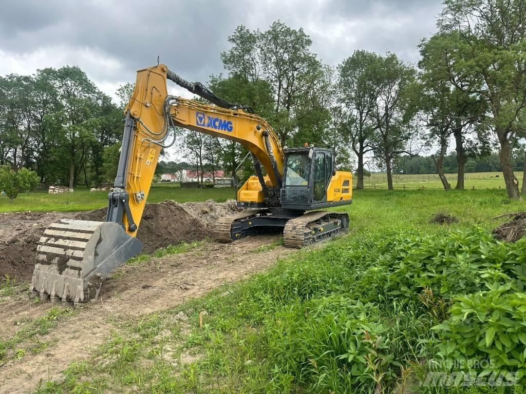 XCMG XE 220 E حفارات زحافة