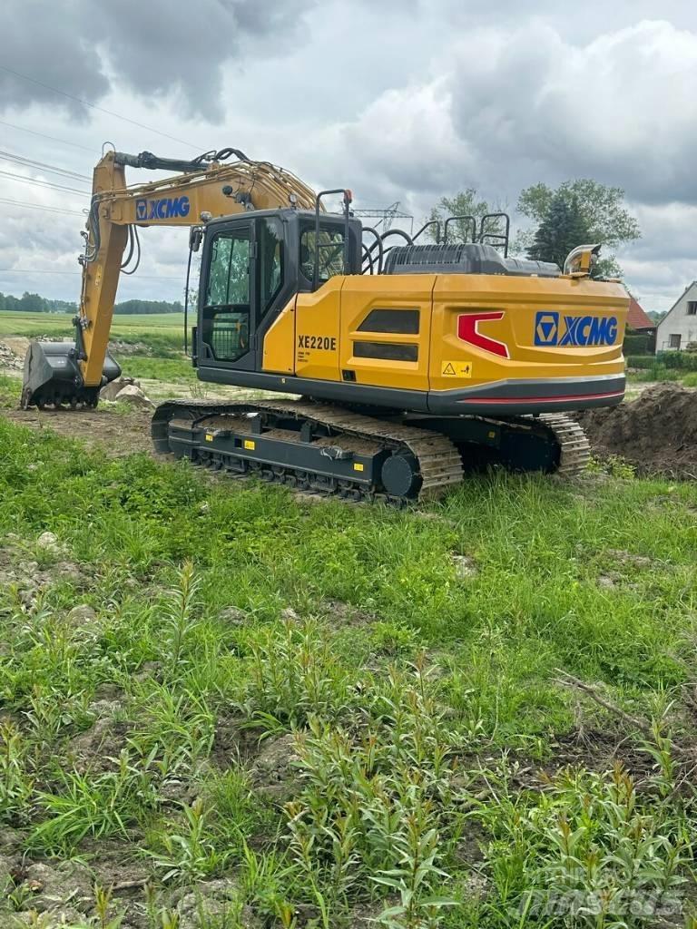XCMG XE 220 E حفارات زحافة