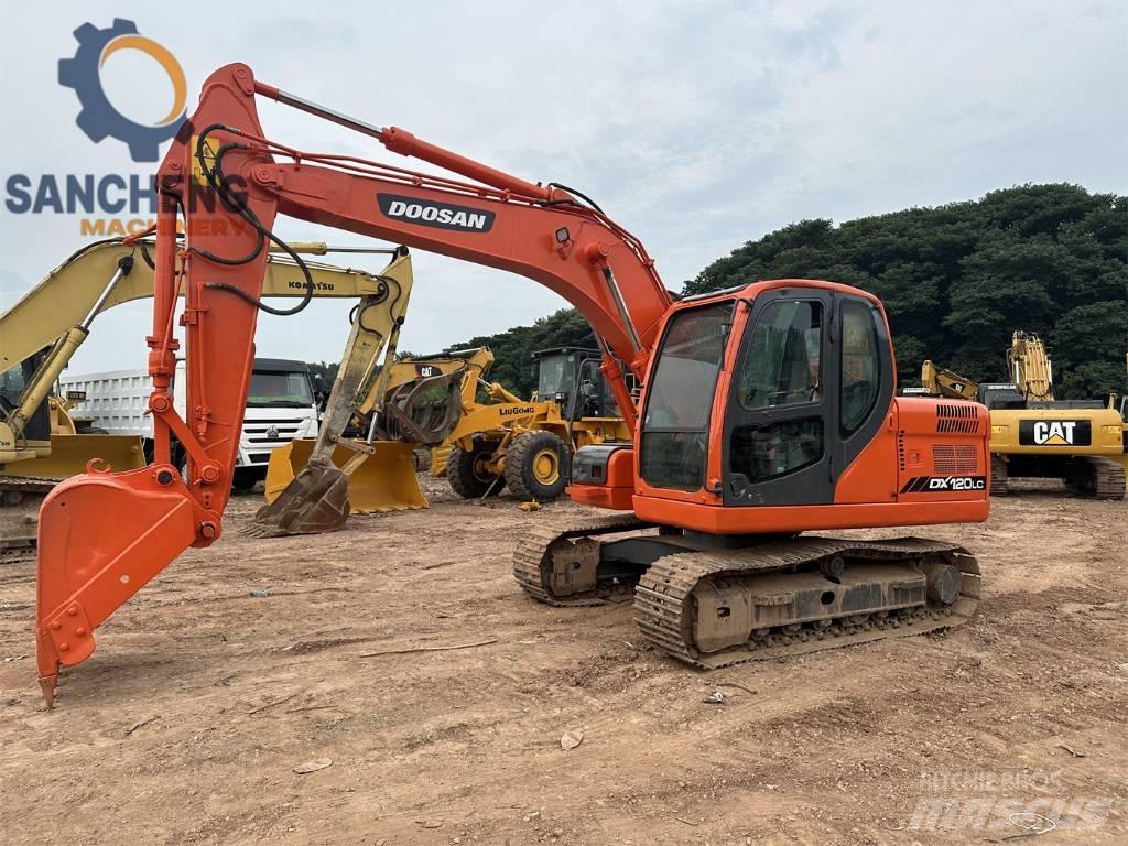Doosan DX 120 حفارات زحافة