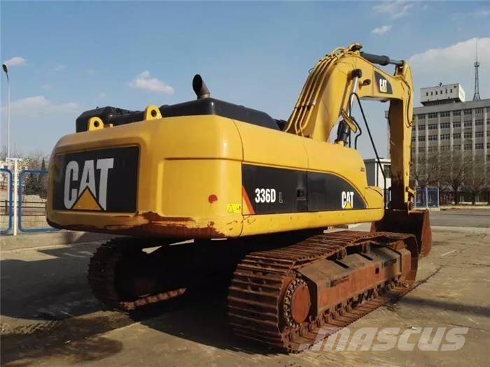 CAT 336 D حفارات زحافة