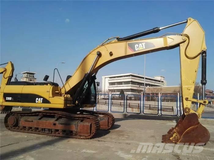 CAT 336 D حفارات زحافة