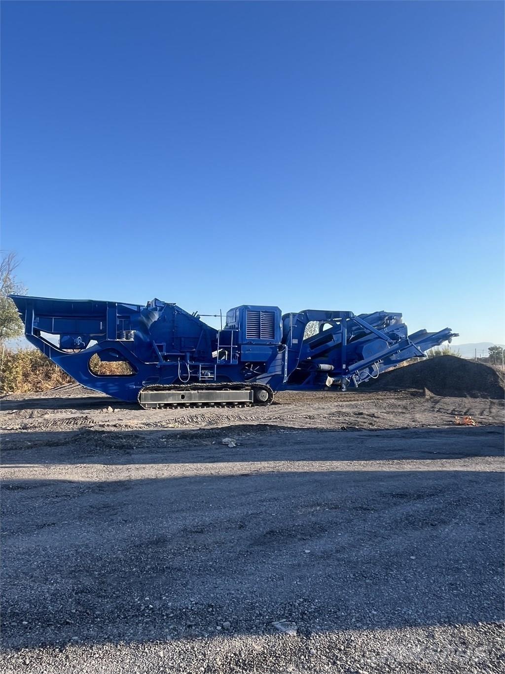 Terex Pegson 4242SR الكسارات المتنقلة