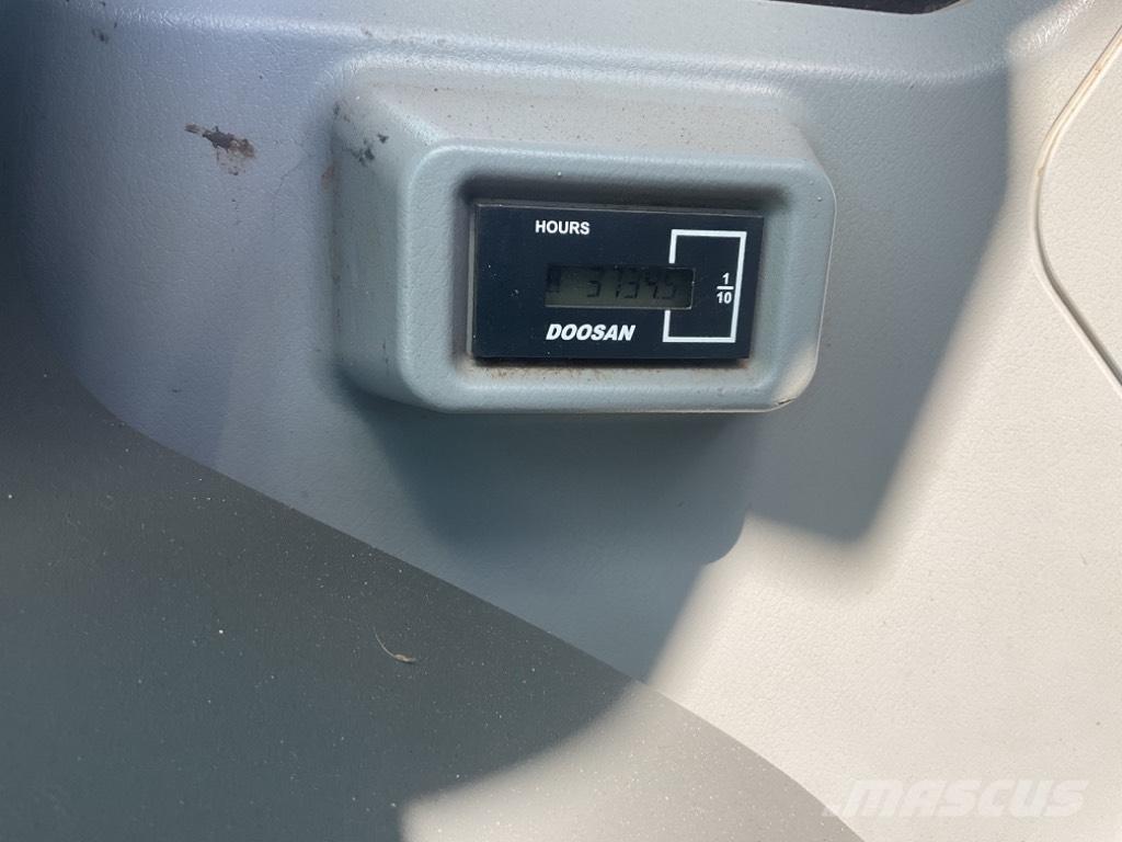 Doosan DX140 LCR-5 حفارات زحافة