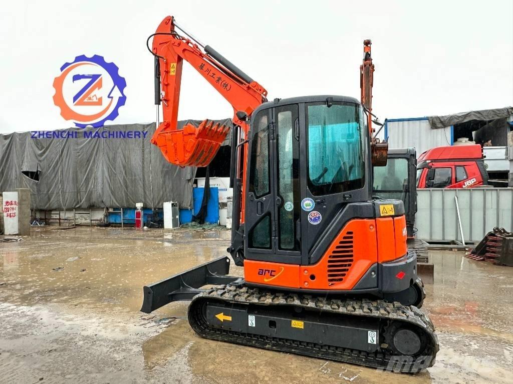 Hitachi ZX 50 حفارات صغيرة أقل من 7 طن (حفارات صغيرة)