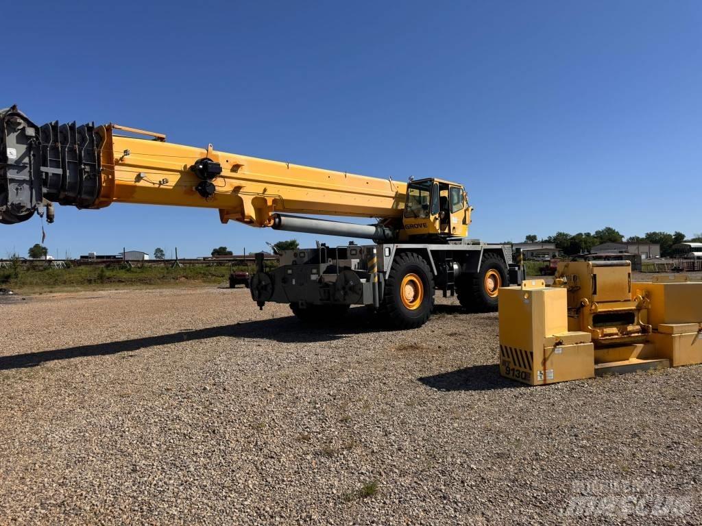 Grove RT 9130 E رافعات الطرق الوعرة
