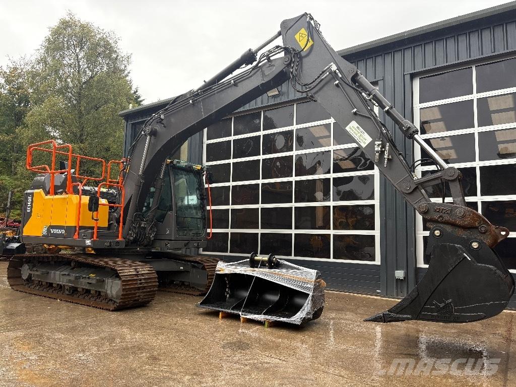 Volvo EC 140 E حفارات زحافة