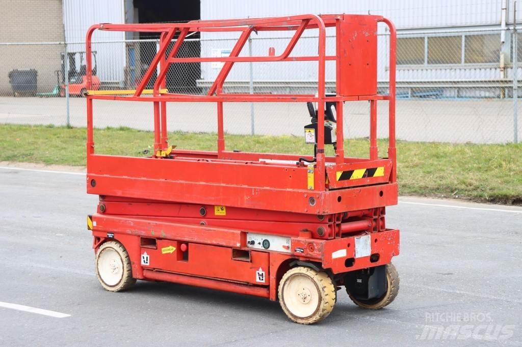 Haulotte Compact 8 رافعات مقصية الشكل