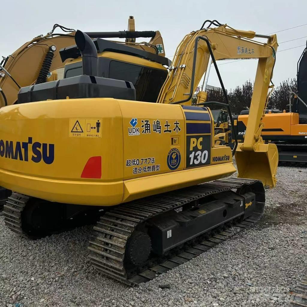 Komatsu 130-7 حفارات زحافة