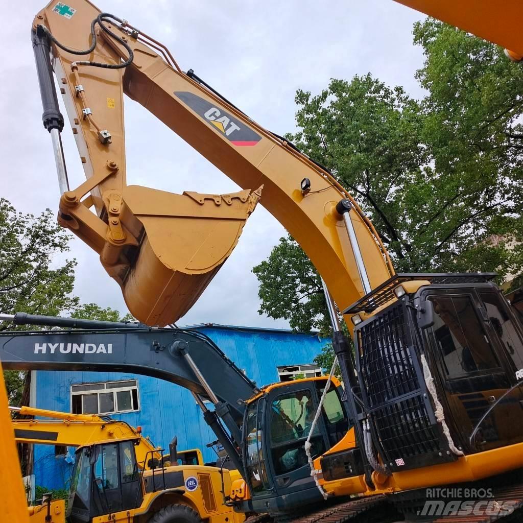 CAT 336 D حفارات زحافة