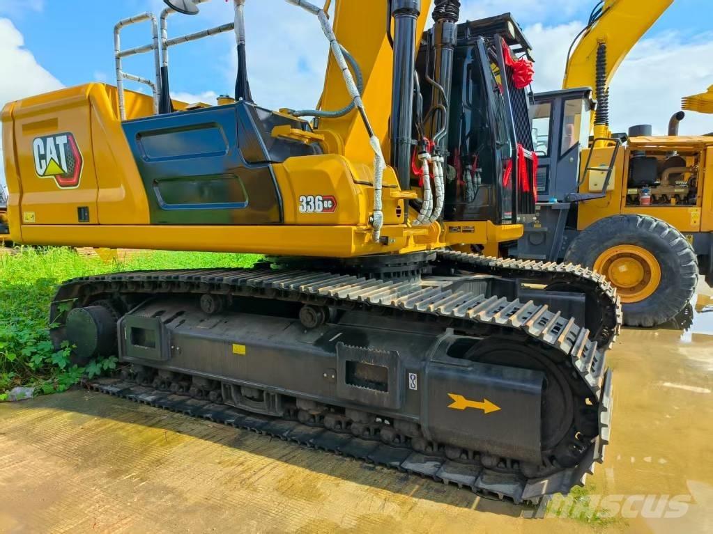 CAT 336GC حفارات زحافة