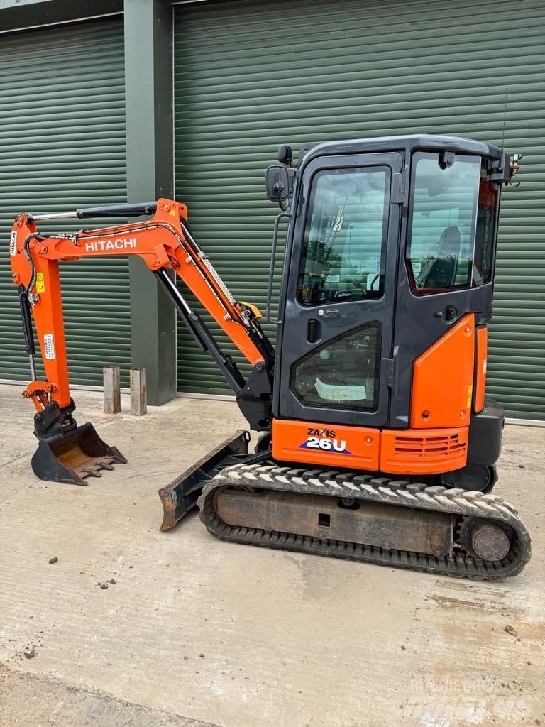 Hitachi 26U-6 CR حفارات صغيرة أقل من 7 طن (حفارات صغيرة)