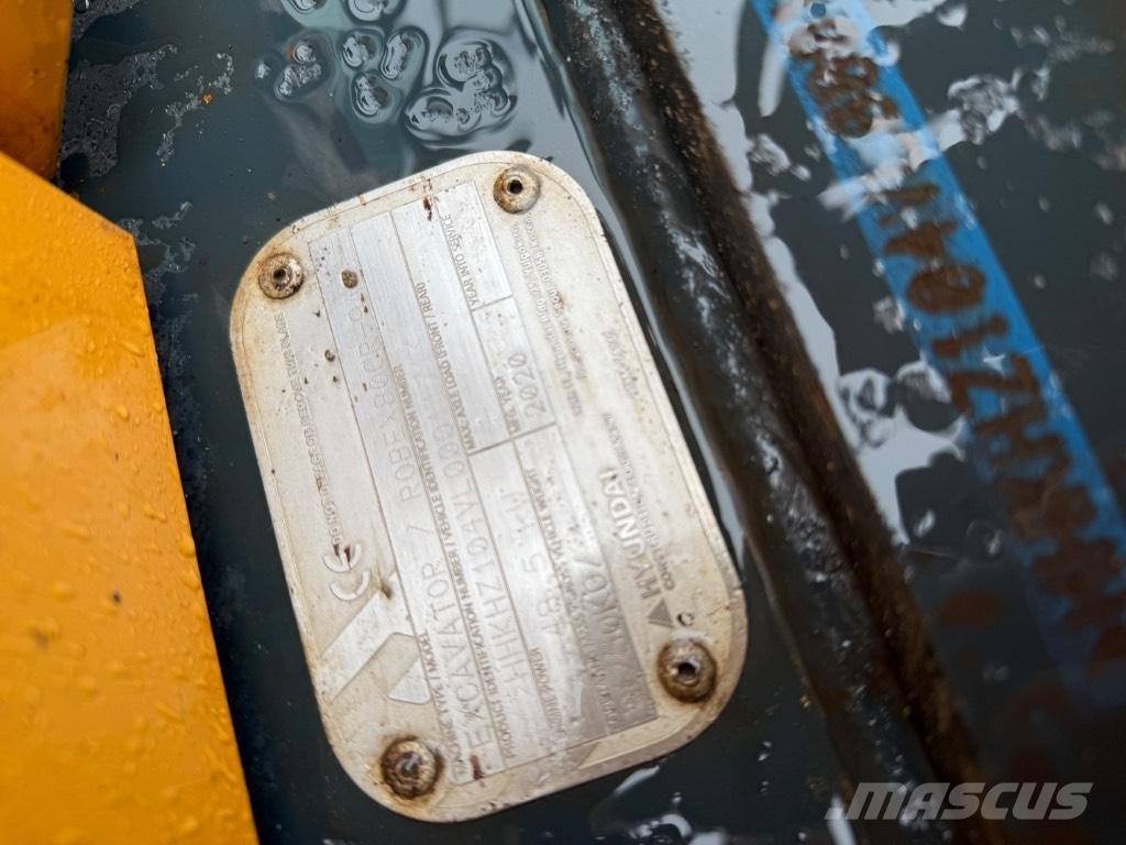 Hyundai 80 cr-9 حفارات وسط 7 طن - 12 طن