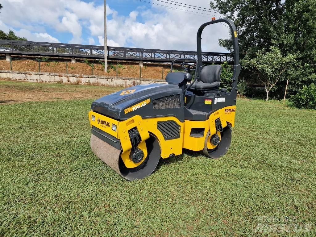 Bomag BW 100 مداحل ثنائية الاسطوانة