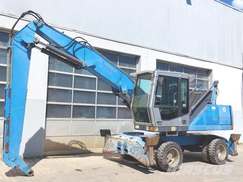 Fuchs MHL 320 مناولات المخلفات / مناولات صناعية