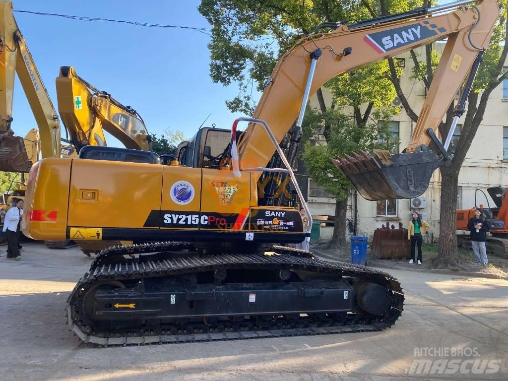Sany SY 215 C حفارات زحافة