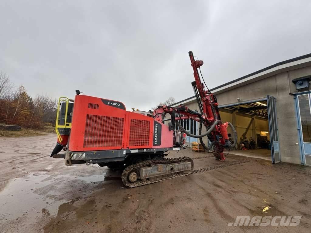 Sandvik DX800 معدات الثقب السطحي