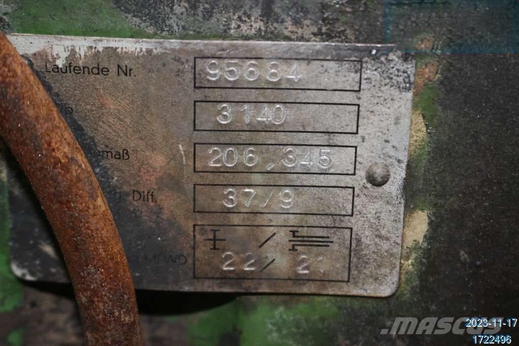 John Deere 3140 أجهزة نقل