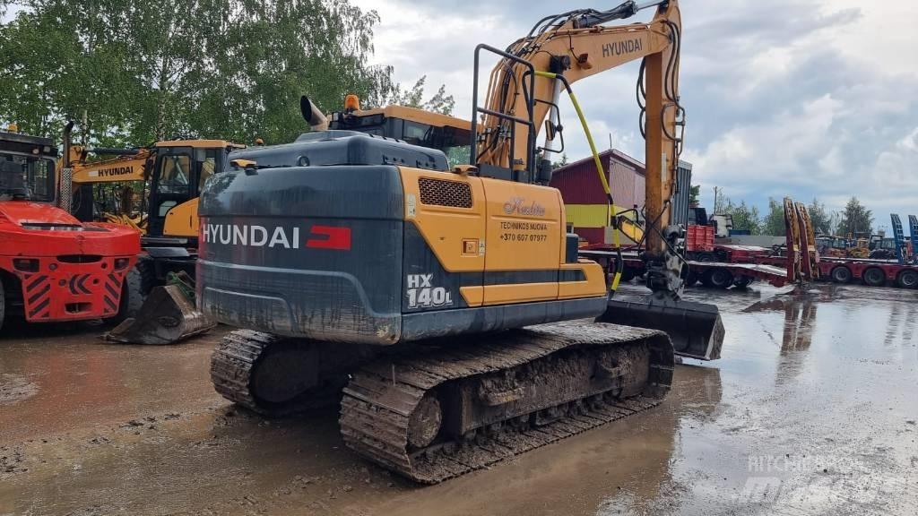 Hyundai HX 140 L حفارات زحافة