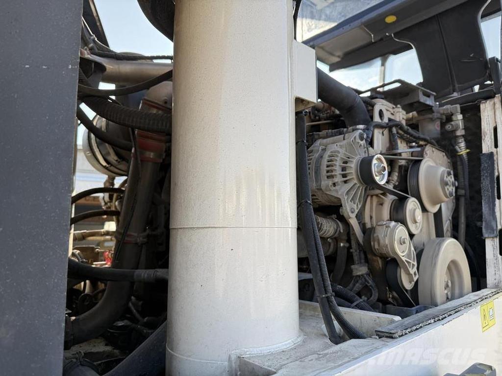 Wirtgen W 150 CFi ماكينات الكشط البارد للأسفلت