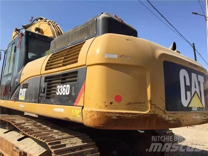 CAT 336 D حفارات زحافة