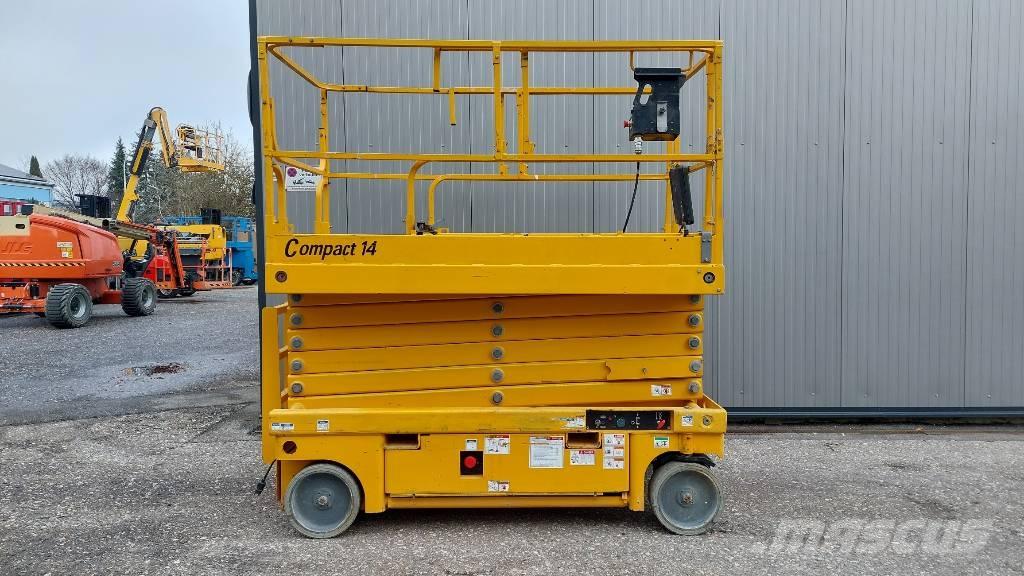 Haulotte Compact 14 رافعات مقصية الشكل