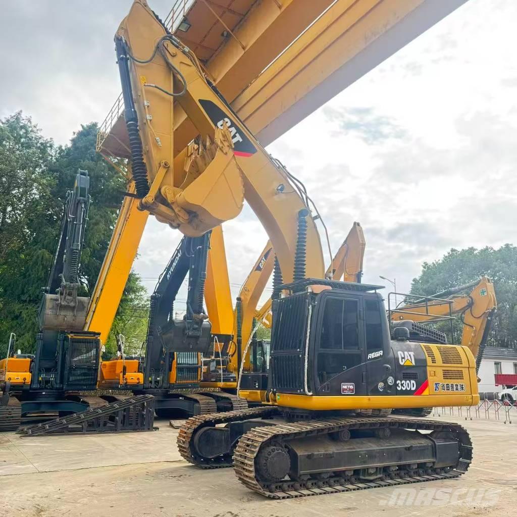 CAT 330 D حفارات زحافة