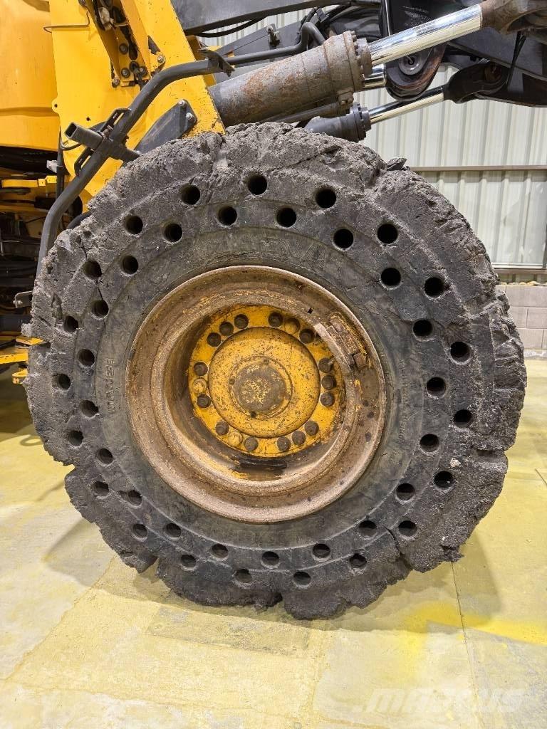 Magnapower 23.5-25 الإطارات والعجلات والحافات