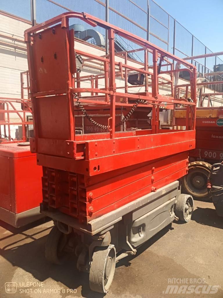 JLG 2630 ES رافعات مقصية الشكل