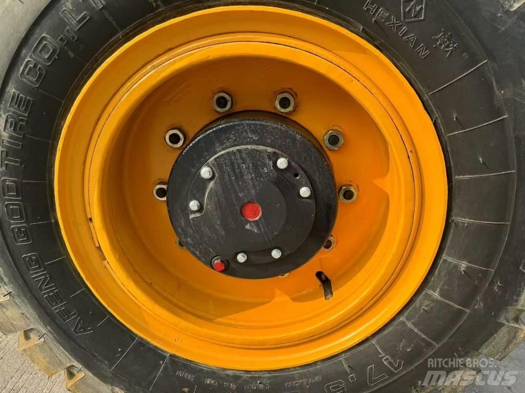 LiuGong 835 لوادر بعجل