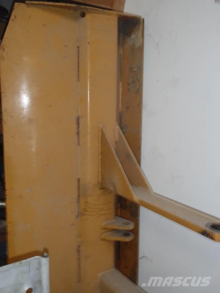 CASE TF 300 ماكينات حفر خنادق