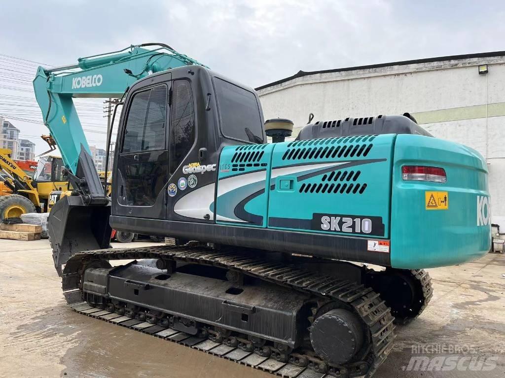 Kobelco SK 210 حفارات زحافة