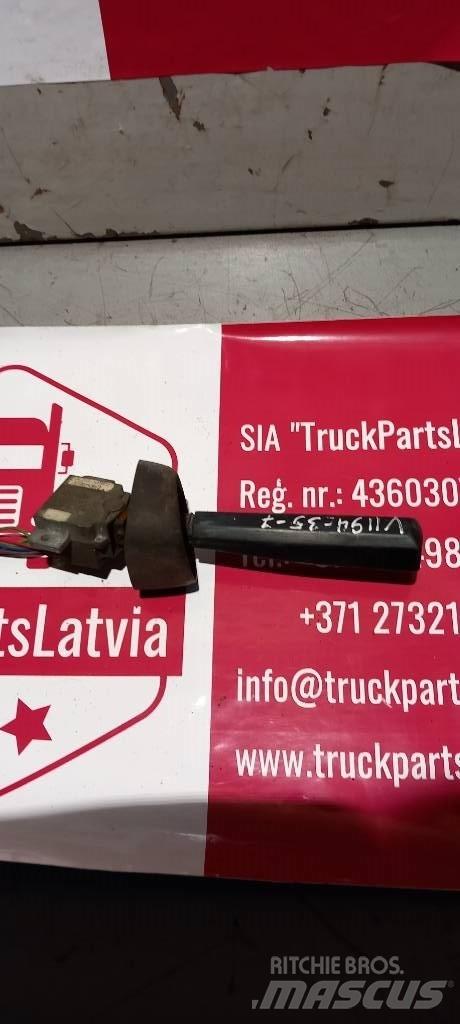 Volvo FH 12.   1624133 كابينة والداخلية