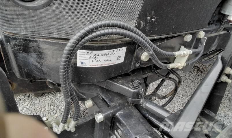 New Holland T 7.210 الجرارات