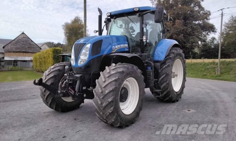 New Holland T 7.210 الجرارات