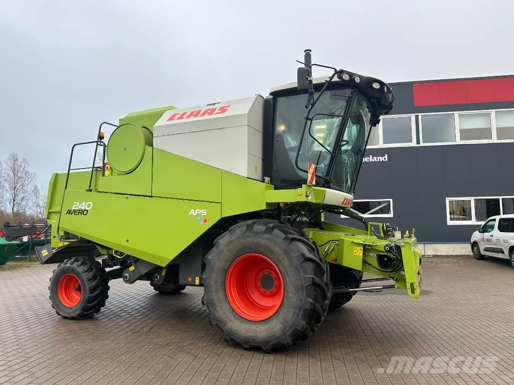 CLAAS Avero 240 حصادات
