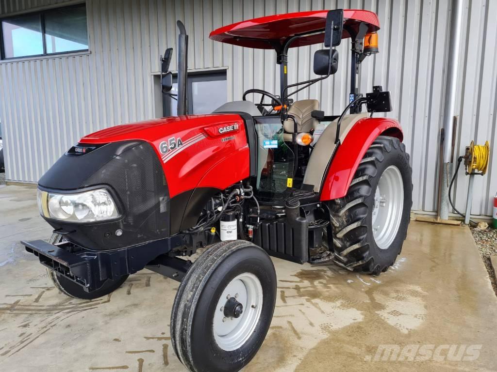 Case IH Farmall 65 A الجرارات