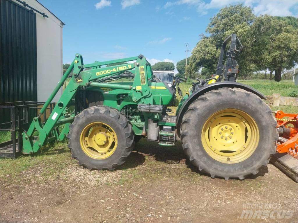 John Deere 5095 M الجرارات