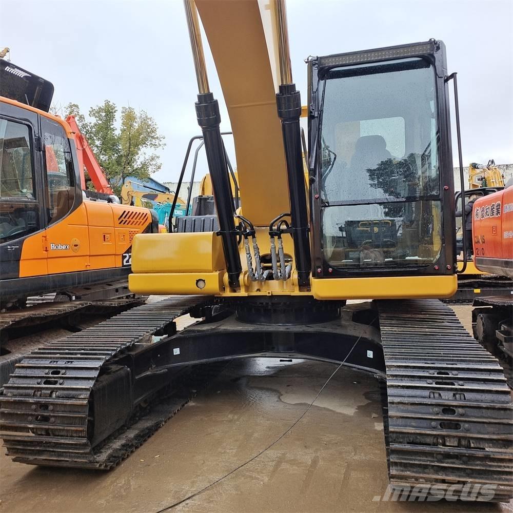 CAT 320 GC حفارات زحافة