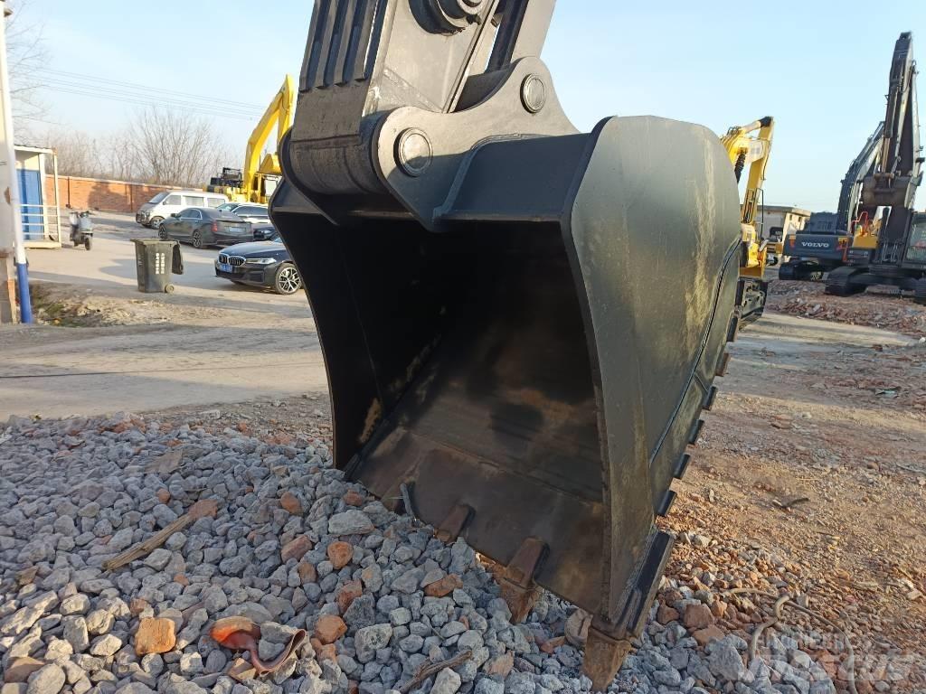 Volvo EC 480 D L حفارات زحافة